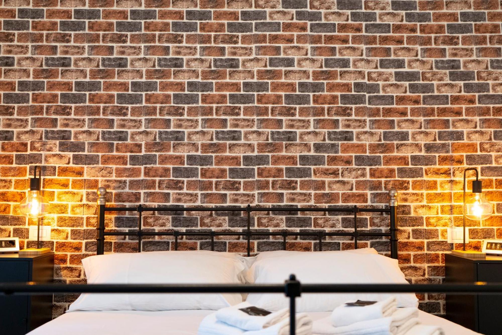 Bed & Breakfast Salotto Piramide 3*