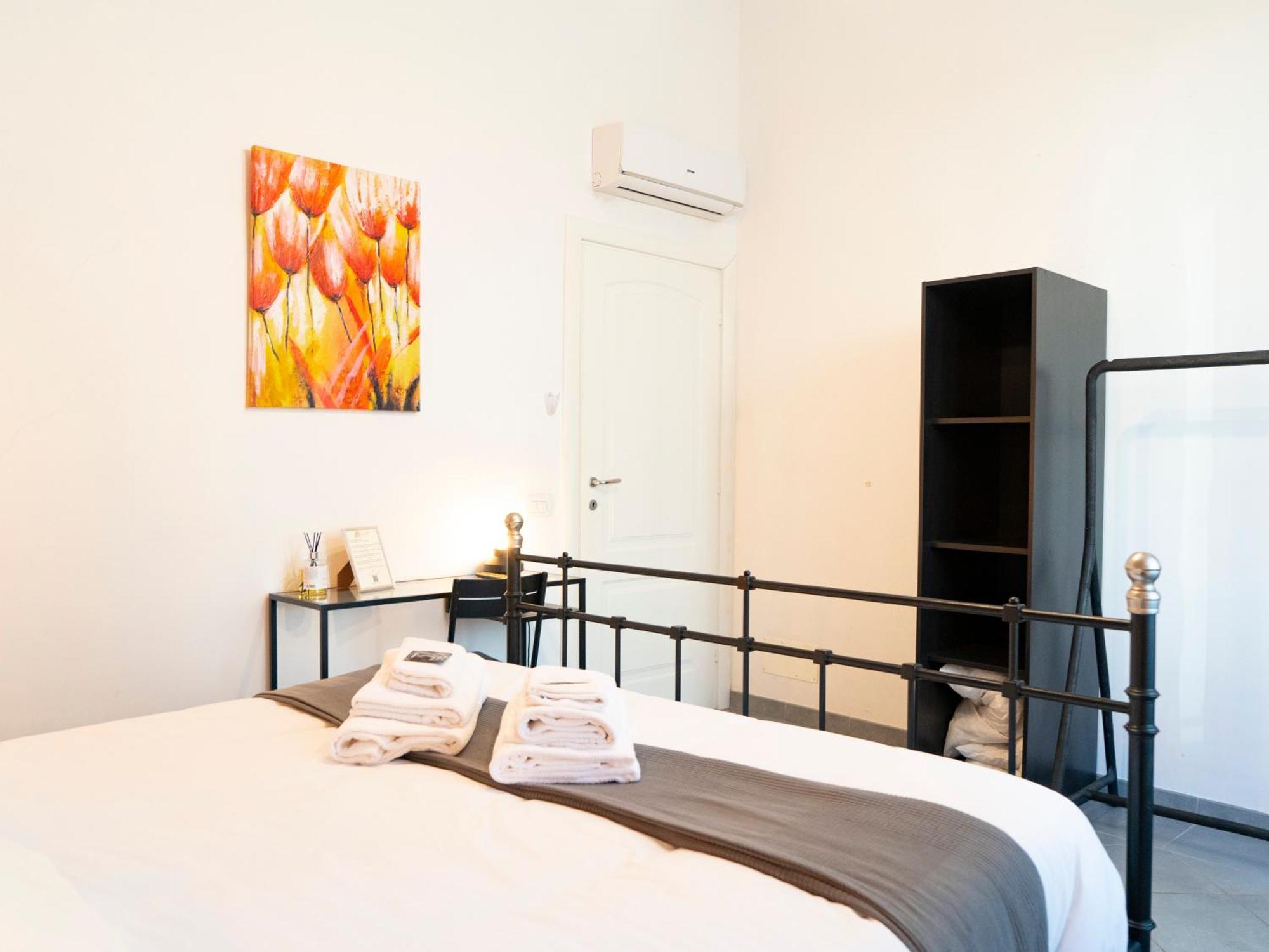 Salotto Piramide 3* Roma