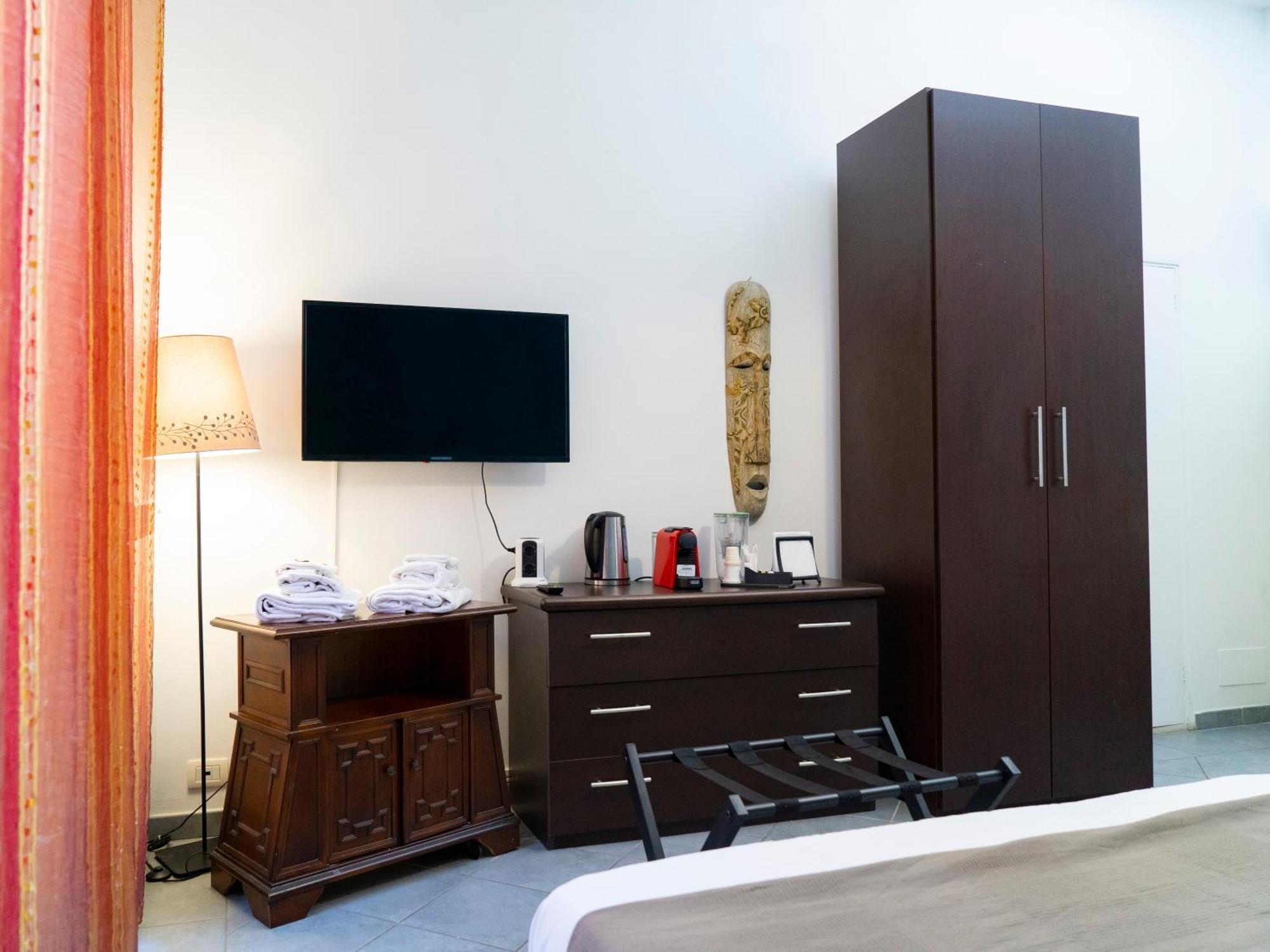 Bed and breakfast Salotto Piramide 3*