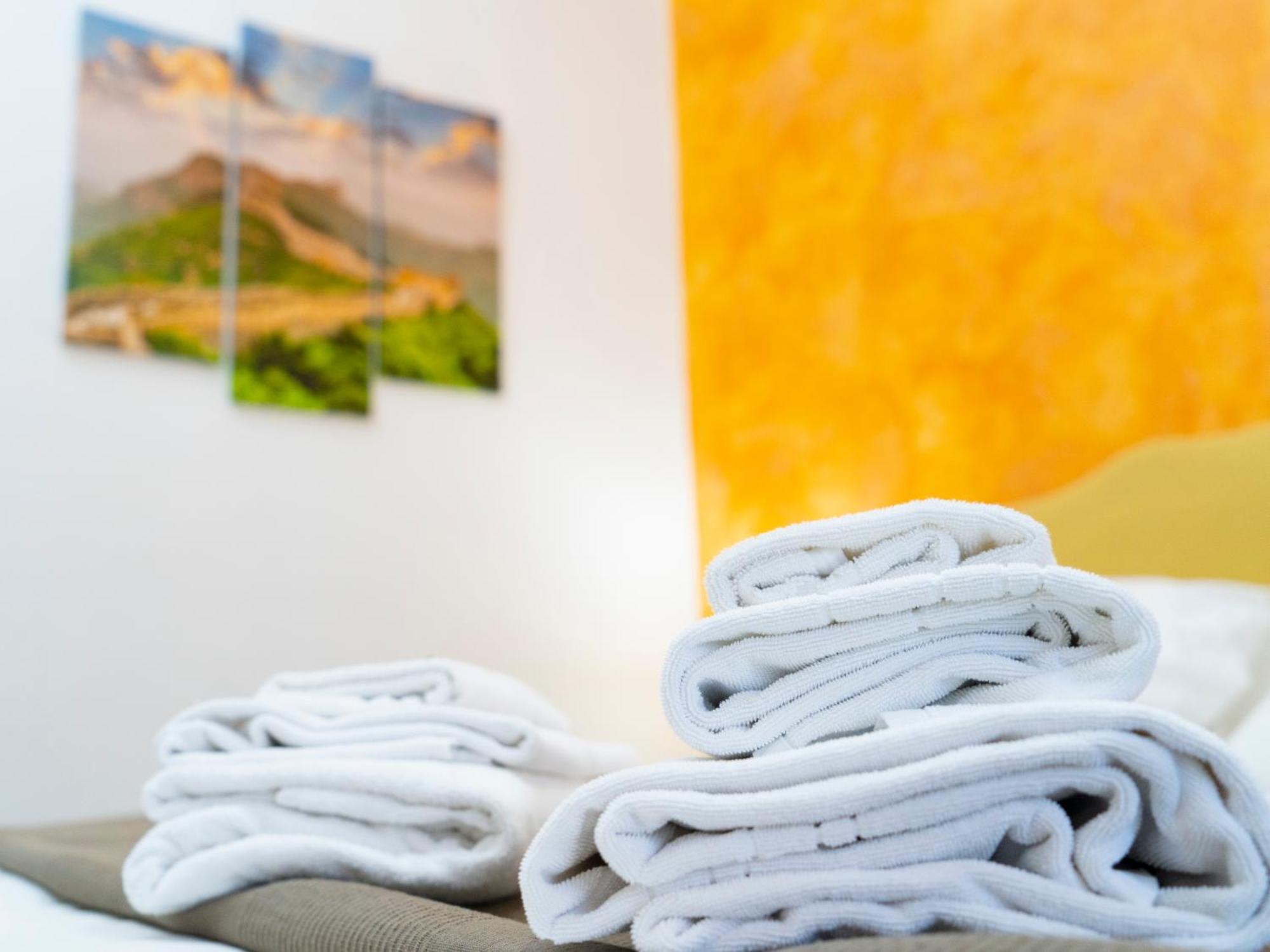 Salotto Piramide Bed & Breakfast Roma
