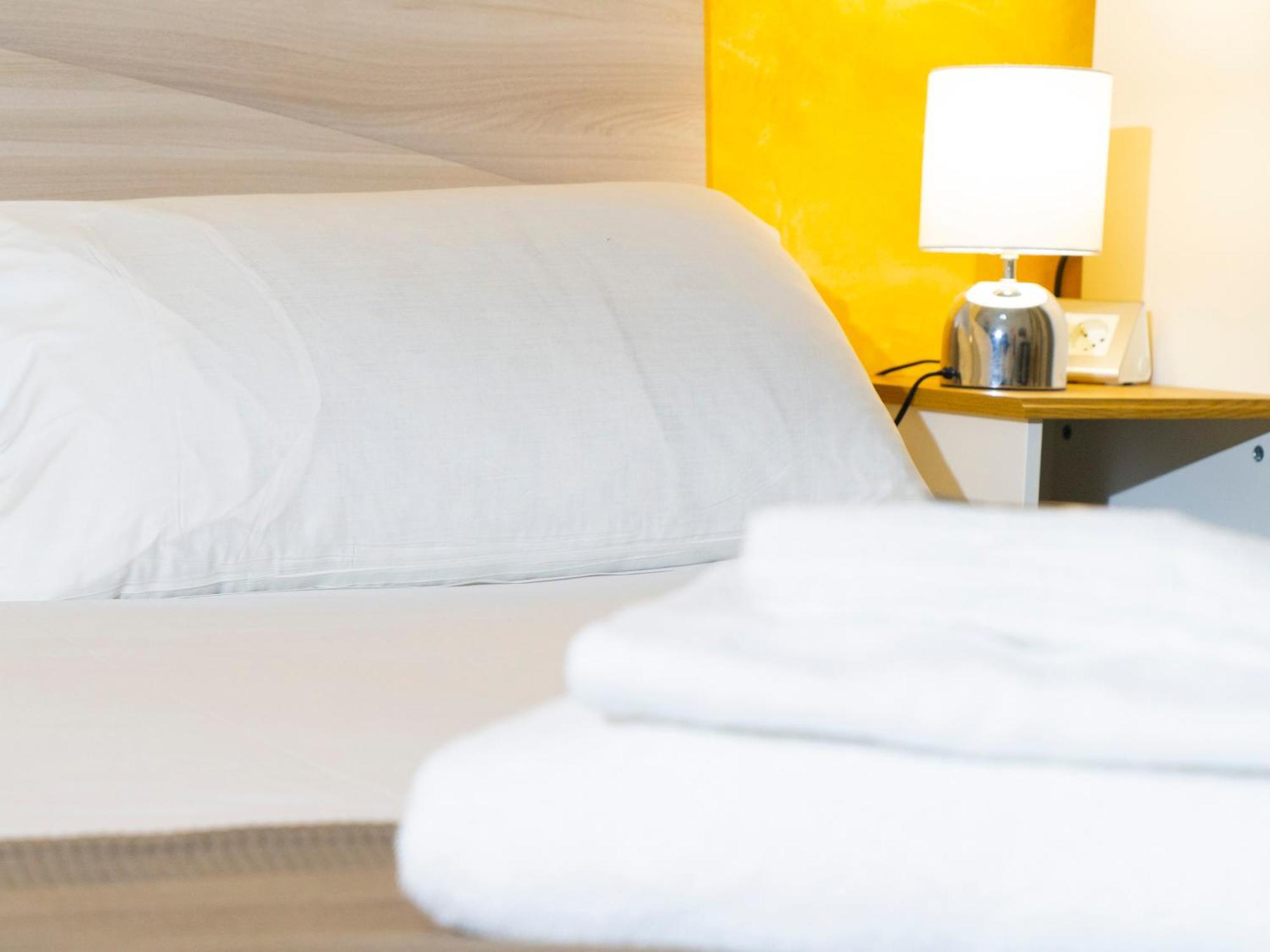 Bed and breakfast Salotto Piramide Roma