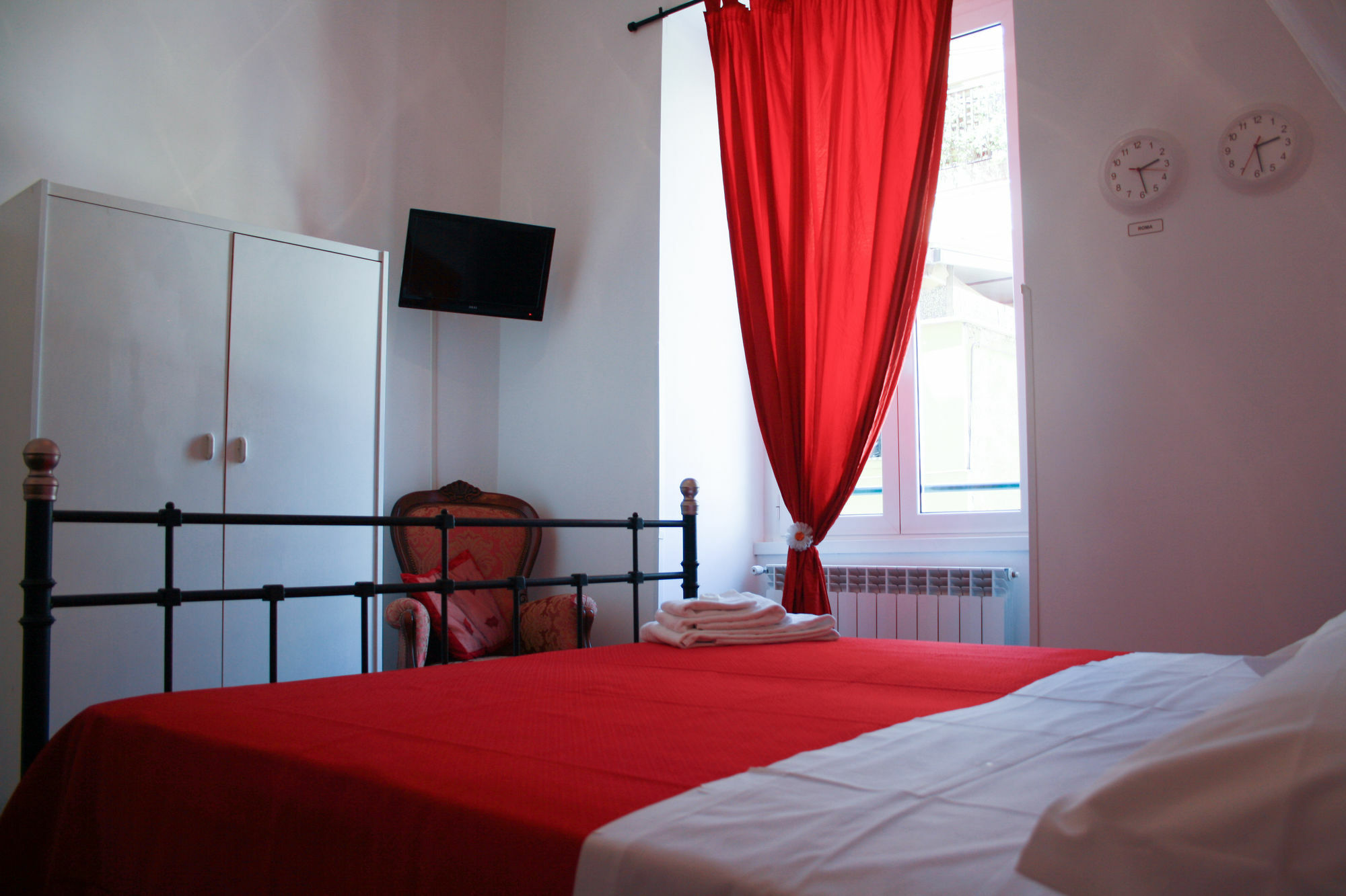 Bed & Breakfast Salotto Piramide 3*