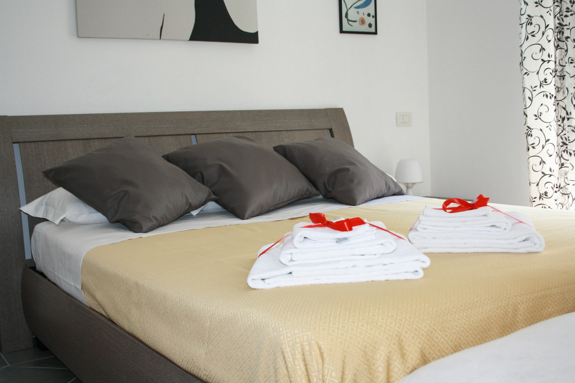 Salotto Piramide 3*